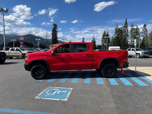 Used 2023 Chevrolet Silverado 1500 ZR2 image 4