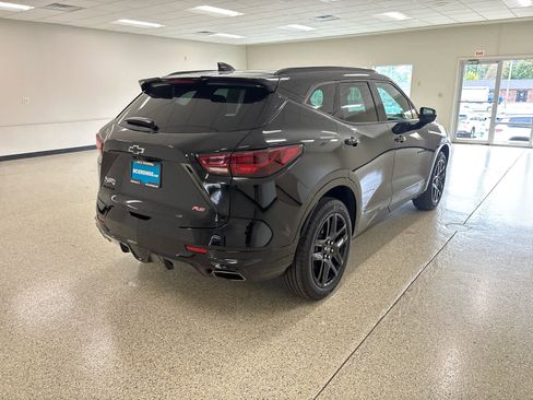 Used 2023 Chevrolet Blazer RS w/ Driver Confidence II Package image 5