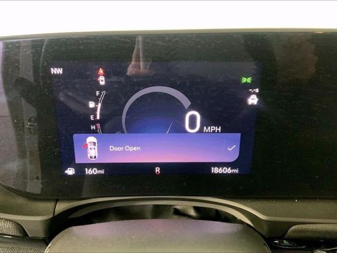 Used 2025 Buick Envista Sport Touring FWD image 22