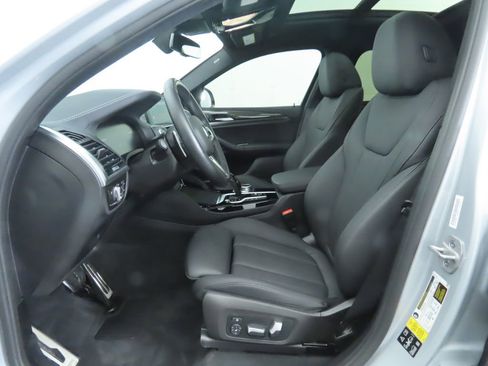 Used 2021 BMW X4 xDrive30i w/ M Sport Package image 20