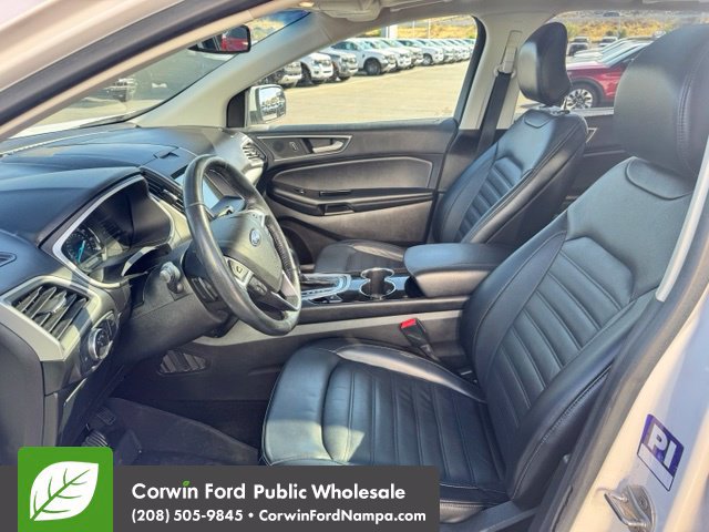 Used 2018 Ford Edge SEL FWD image 9