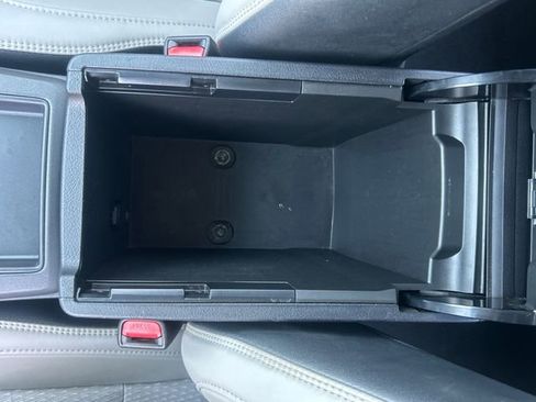 Used 2015 Toyota Camry SE image 26