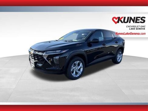 New 2026 Chevrolet Trax LS w/ LS Convenience Package image 8