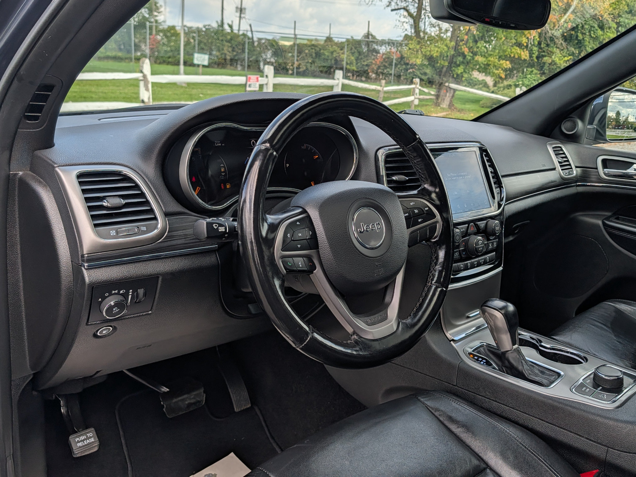 Used 2021 Jeep Grand Cherokee Limited AWD/4WD image 21