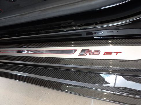 Used 2023 Audi R8 V10 GT image 24