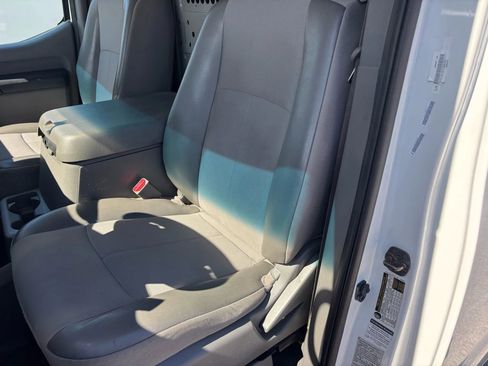 Used 2019 Nissan NV 2500 SV image 11