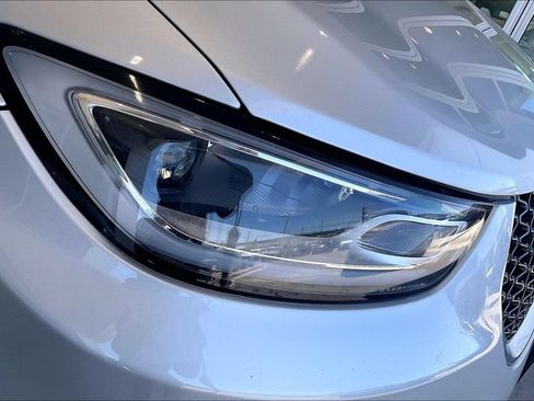 Used 2024 Chrysler Pacifica Touring-L FWD image 28