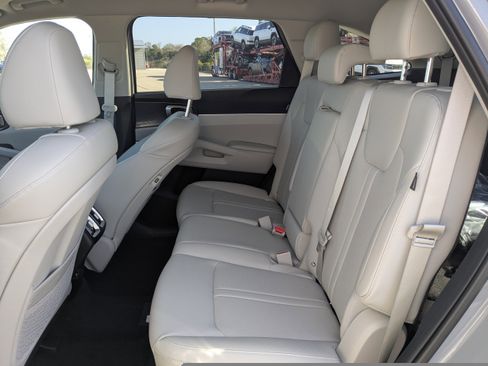New 2026 Kia Sorento S FWD image 15