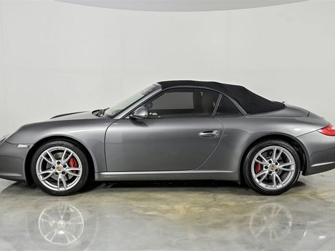 Used 2009 Porsche 911 Carrera RWD image 6