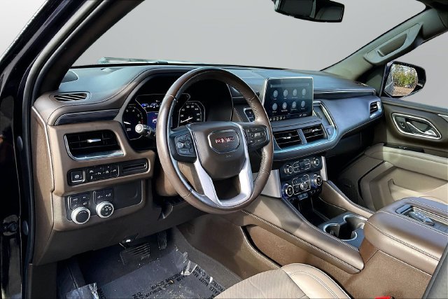 Used 2021 GMC Yukon SLT AWD/4WD image 14