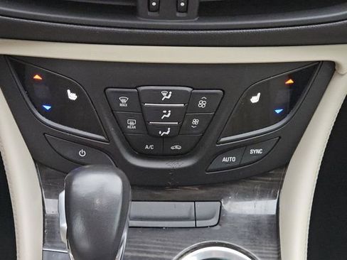 Used 2020 Buick Envision Preferred image 14