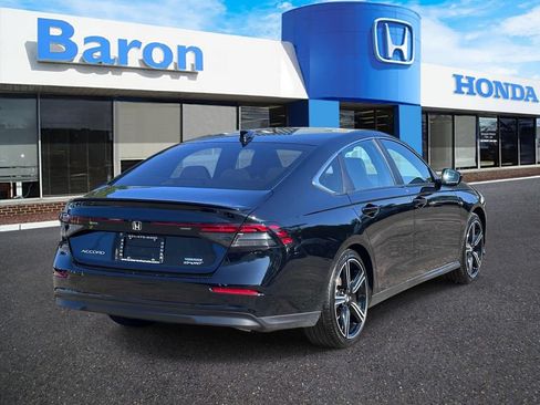 Used 2023 Honda Accord Sport image 5