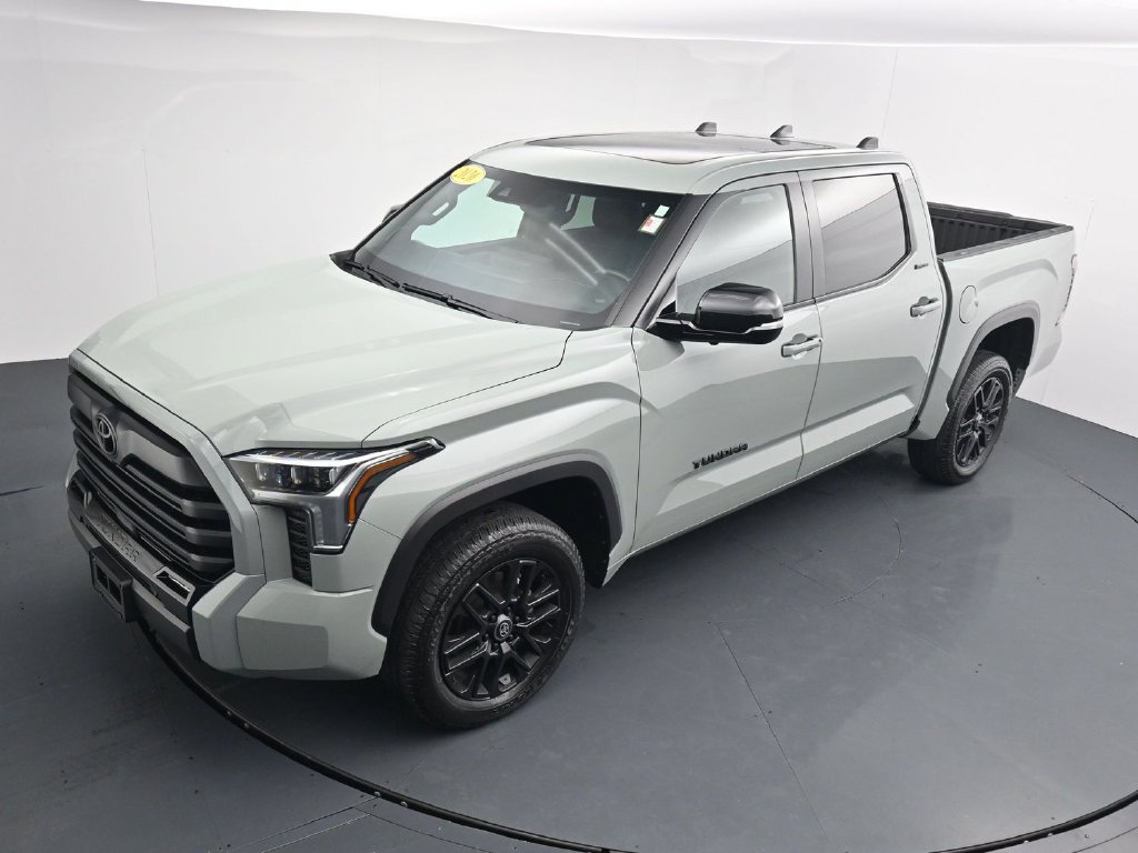 Used 2026 Toyota Tundra Limited AWD/4WD image 26
