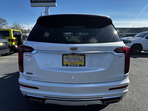 Used 2023 Cadillac XT6 Premium Luxury w/ Technology Package image 6