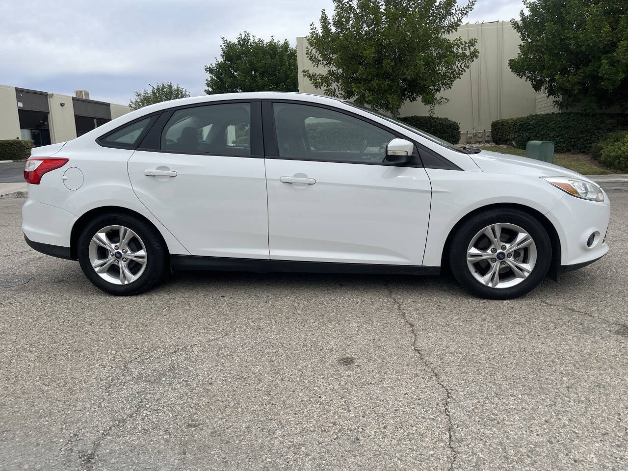 Used 2014 Ford Focus SE FWD image 8