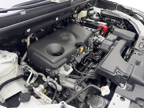Used 2024 Toyota RAV4 XLE Premium image 77