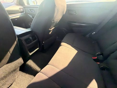 Used 2023 Nissan Rogue S FWD image 48