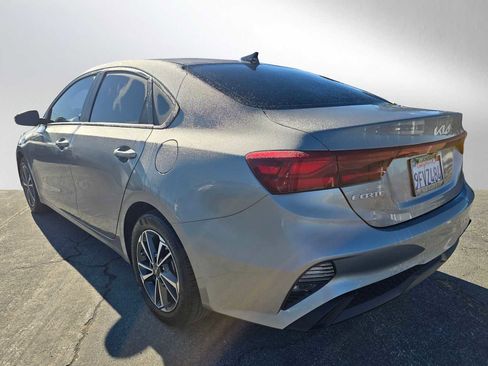 Used 2023 Kia Forte LXS w/ LXS Technology Package image 5