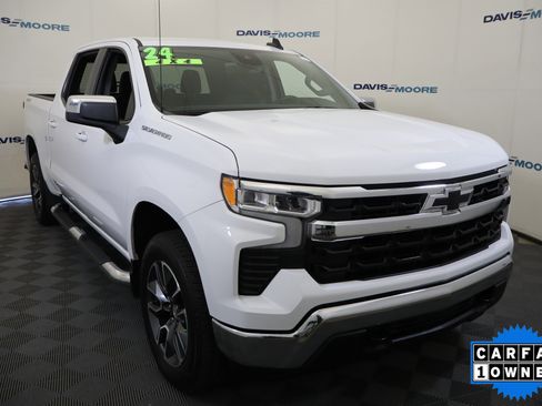 Used 2024 Chevrolet Silverado 1500 LT image 3
