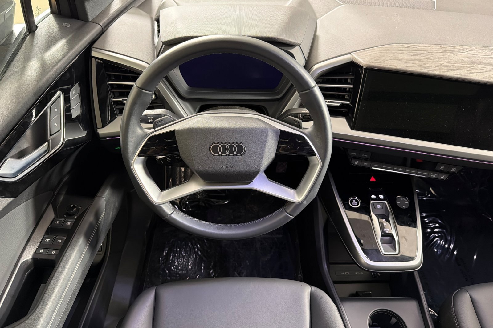 Certified 2024 Audi Q4 e-tron Premium Plus w/ Premium Plus AWD/4WD image 13