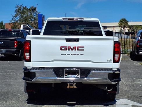 Used 2022 GMC Sierra 2500 Pro w/ Gooseneck/5TH Wheel Package image 6