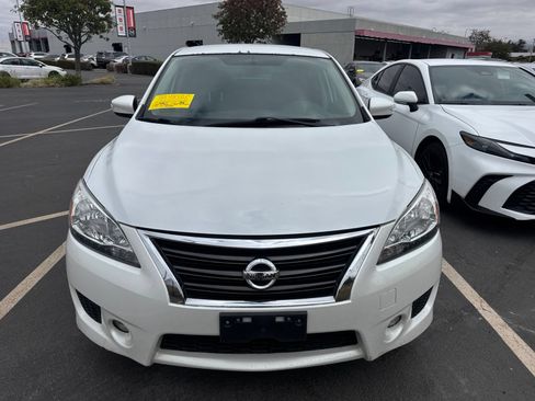 Used 2015 Nissan Sentra SR FWD image 2