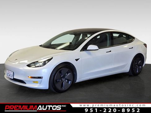 Used 2022 Tesla Model 3 Long Range AWD/4WD image 1