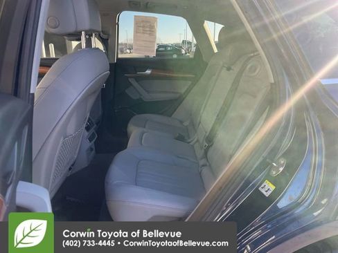 Used 2021 Audi Q5 2.0T Premium image 23