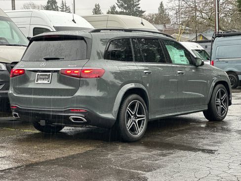 New 2026 Mercedes-Benz GLS 450 4MATIC image 4