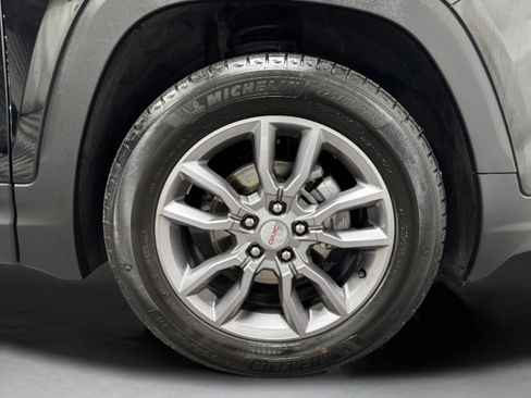 Used 2024 GMC Terrain SLT image 51