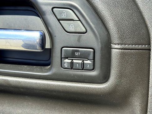 Used 2021 Chevrolet Silverado 1500 LTZ image 14