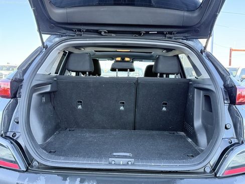 Used 2022 Hyundai Kona SEL w/ Convenience Package image 7