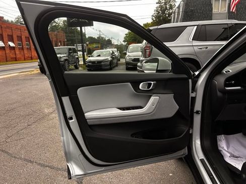 Used 2023 Polestar Polestar 2 AWD/4WD image 11