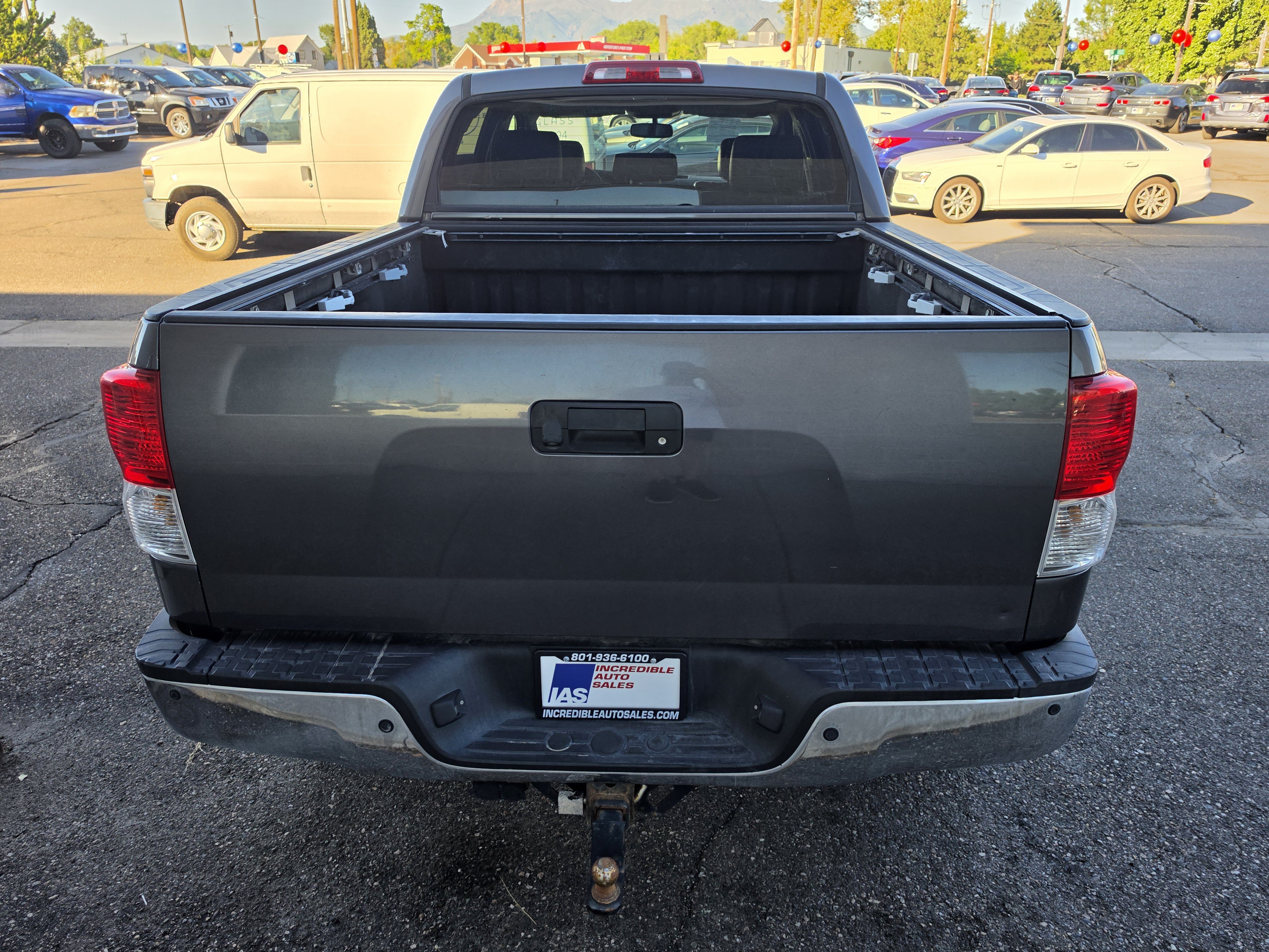 Used 2012 Toyota Tundra Limited w/ Memory Pkg AWD/4WD image 6