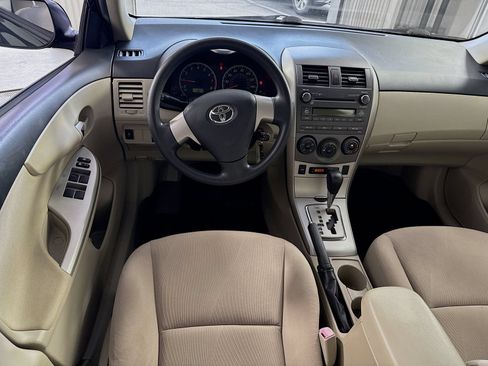 Used 2011 Toyota Corolla LE FWD image 16