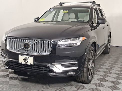 Used 2025 Volvo XC90 B6 Plus w/ Protection Package Premier AWD/4WD image 5