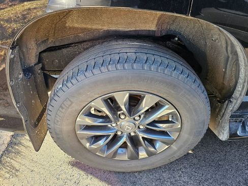 Used 2023 Lexus GX 460 Premium image 7