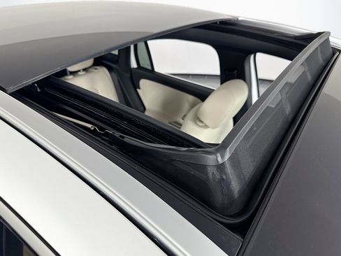 New 2026 Mercedes-Benz GLA 250 image 21