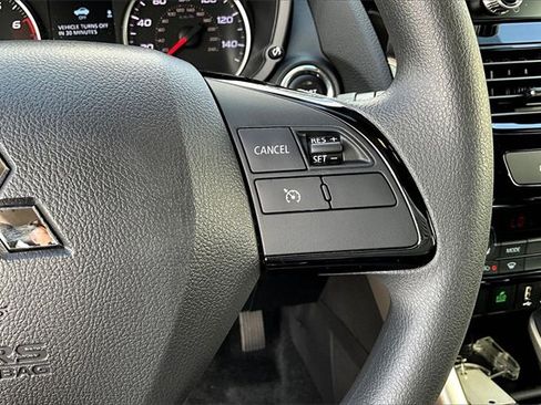 New 2026 Mitsubishi Eclipse Cross LE image 12