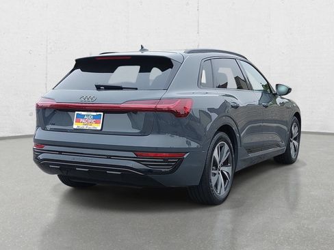 Used 2024 Audi Q8 e-tron Premium AWD/4WD image 5