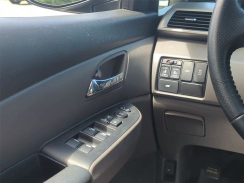 Used 2016 Honda Odyssey EX-L image 22