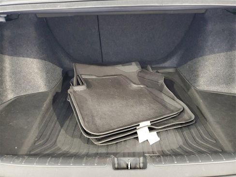 Used 2019 Honda Accord EX-L image 8