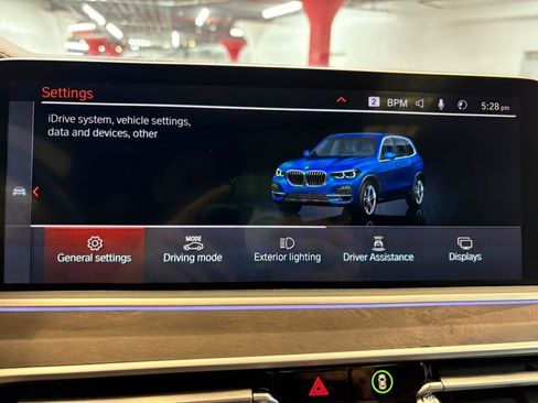 Used 2022 BMW X5 xDrive40i w/ Premium Package image 19