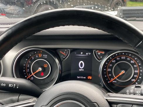 Used 2022 Jeep Wrangler Sport AWD/4WD image 9