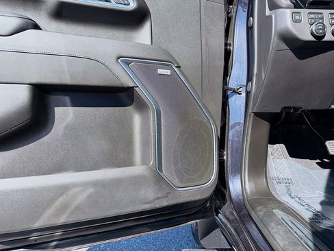 Used 2022 Chevrolet Silverado 1500 LTZ w/ LTZ Premium Package image 24