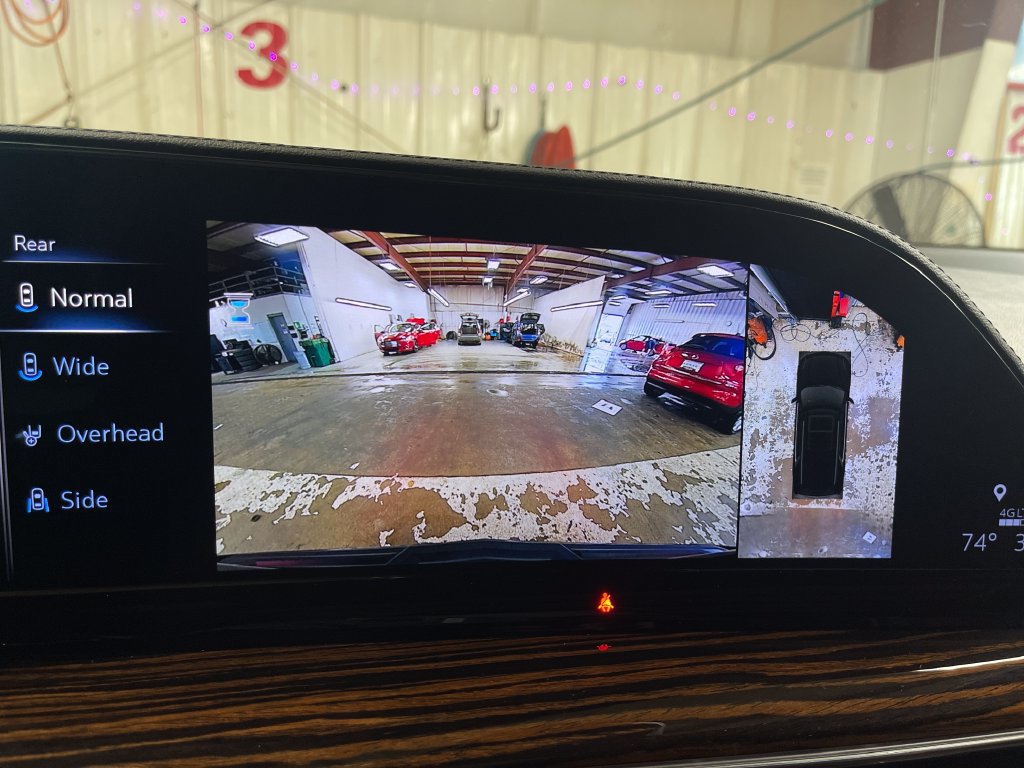 Used 2023 Cadillac Escalade Premium Luxury AWD/4WD image 26