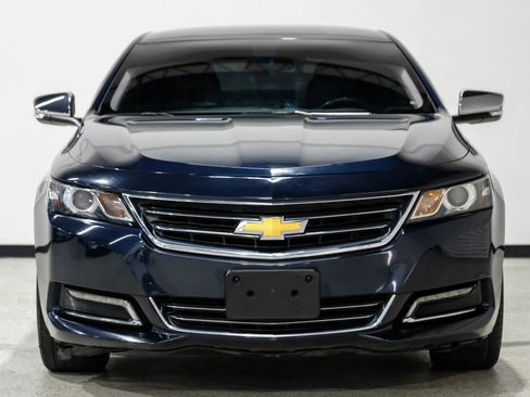 Used 2019 Chevrolet Impala Premier FWD image 3