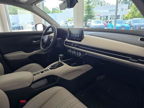 Used 2024 Honda HR-V EX-L image 45