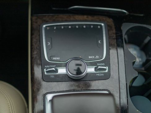 Used 2019 Audi Q7 3.0T Premium image 11