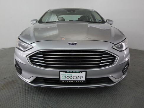 Used 2020 Ford Fusion SEL FWD image 2